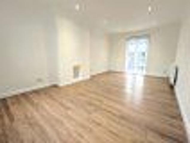 Windsor Drive, Penicuik, EH26 8EN