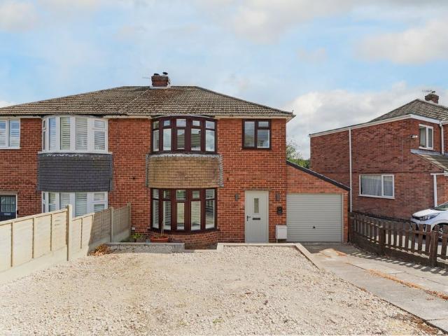 Windsor Drive, Wingerworth S42, 3 bed semi detached house to rent, £1,500 pcm | PrimeLocation