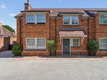 Windsor End, Beaconsfield, Buckinghamshire HP9, 3 bed end terrace house to rent, £3,100 pcm | PrimeLocation