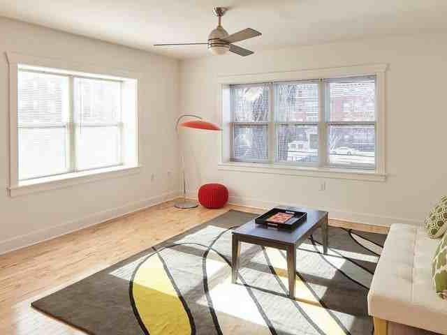 Windsor House 2 Bedroom Apartment for Rent at 3420 Locust St, Kansas City, MO 64109 North Hyde Park