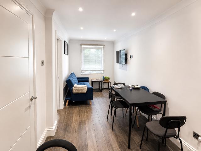 Windsor Lodge, Brighton BN1, 1 bed flat to rent, £1,400 pcm | PrimeLocation