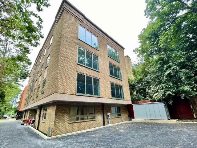 Windsor Road, Slough SL1, 1 bed flat to rent, £1,250 pcm | PrimeLocation