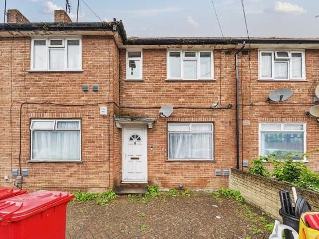 Windsor Road, Slough SL1, 2 bed flat to rent, £1,400 pcm | PrimeLocation