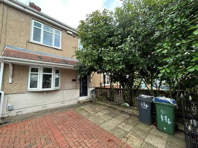 Windsor Road, Tipton, DY4 3 bed terraced house to rent £1,150 pcm £265 pw