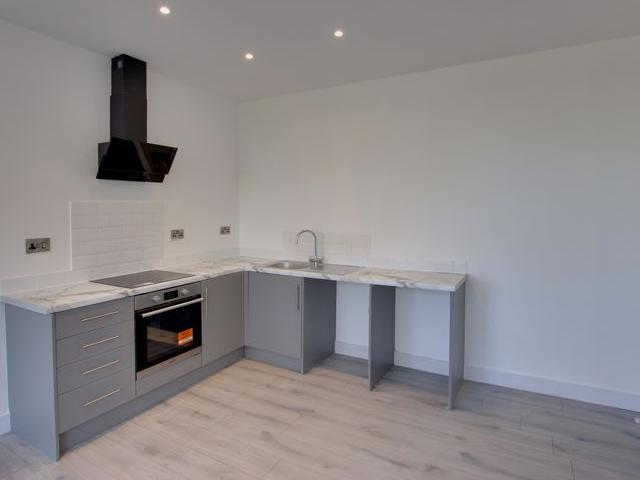 Windsor Road, Trowbridge BA14, 1 bed flat to rent, £765 pcm | PrimeLocation