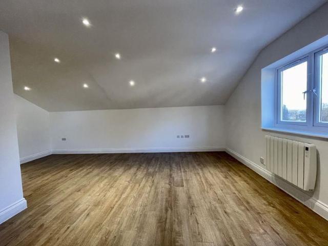 Windsor Street, Uxbridge UB8, Studio to rent, £1,600 pcm | PrimeLocation