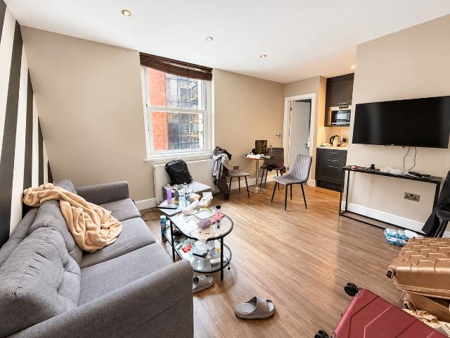 Windsor Street, Brighton BN1, 1 bed flat to rent, £1,350 pcm | PrimeLocation