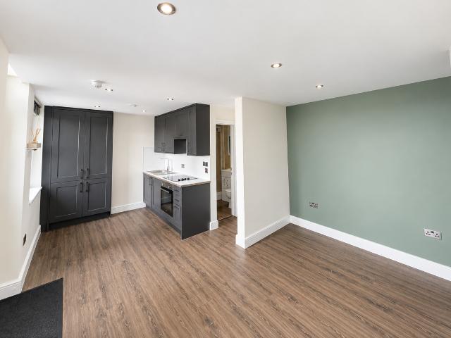 Windsor Street, Brighton BN1, Studio to rent, £1,200 pcm | PrimeLocation