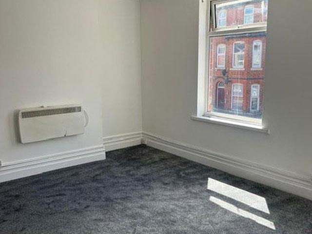 Windsor Terrace, Fleetwood FY7 1 bed flat to rent £425 pcm £98 pw