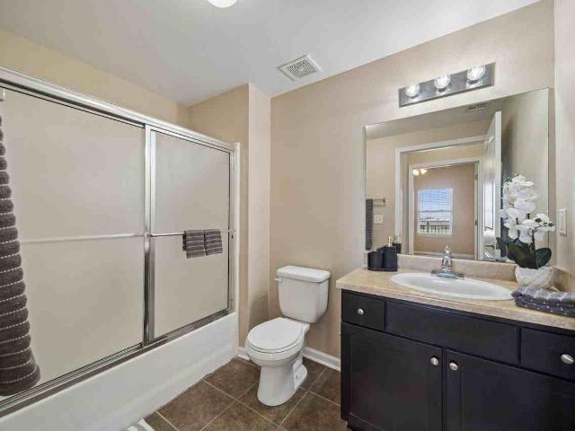 Windscape Apartments 2 Bedroom Apartment for Rent at 3901 N Central Dr, Hobbs, NM 88240