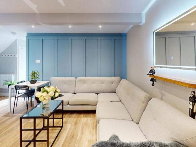 Windrush Close, Bath BA2 5 bed house to rent £914 pcm £211 pw