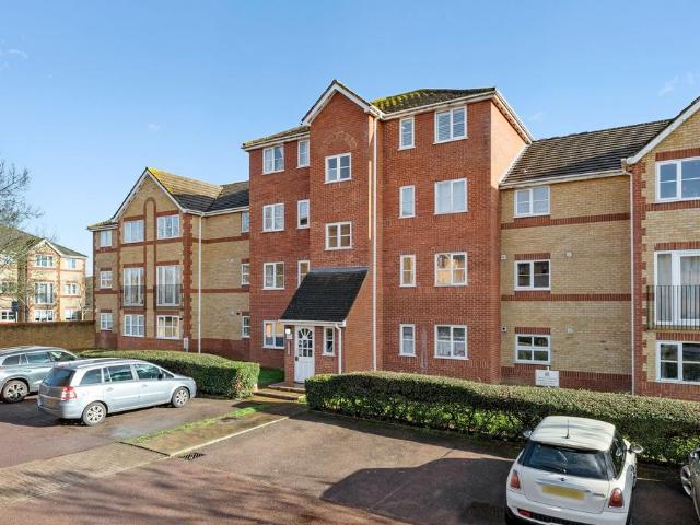 Winery Lane, Offers Court Winery. 1 bed flat to rent £1,400 pcm £323 pw