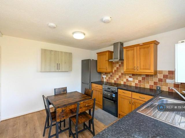 Wingfield, King's Lynn, PE30 3 bed terraced house to rent £1,500 pcm £346 pw