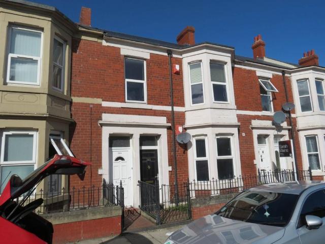 Wingrove Ave, Newcastle Upon Tyne NE4 3 bed semi detached house to rent £950 pcm £219 pw