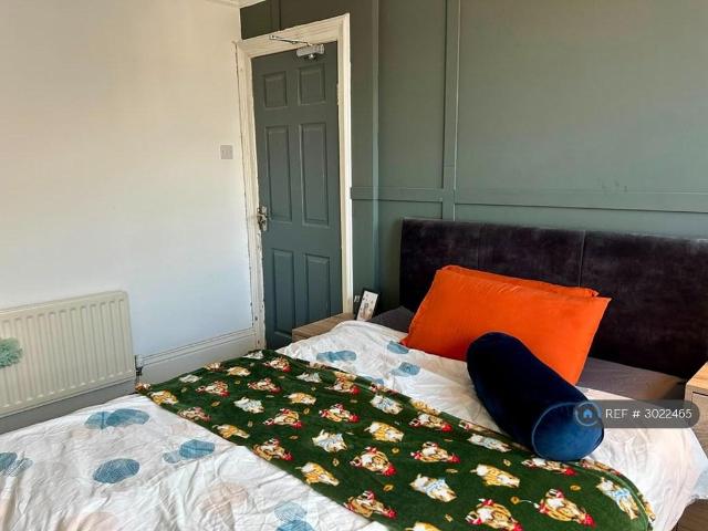 Wingrove Avenue, Newcastle, NE4 1 bed in a house share to rent £580 pcm £134 pw