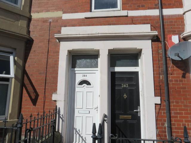 Wingrove Avenue, Newcastle Upon Tyne NE4, 3 bed flat to rent, £950 pcm | PrimeLocation