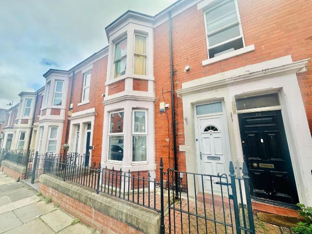 Wingrove Avenue, Newcastle Upon Tyne NE4, 2 bed flat to rent, £900 pcm | PrimeLocation