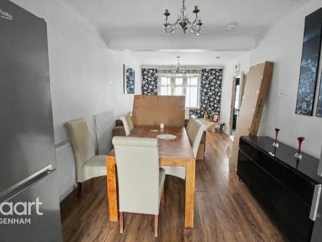 Winifred Road, DAGENHAM 1 bed in a house share to rent £3,683 pcm £850 pw
