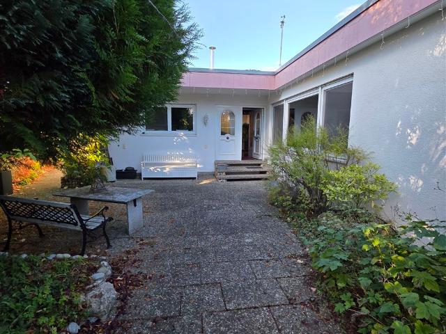 Winkelbungalow in Top Lage mit viel Platz für modernes Wohnen
