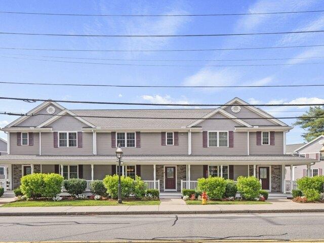 Winn St Apt B, Burlington, Condo For Sale