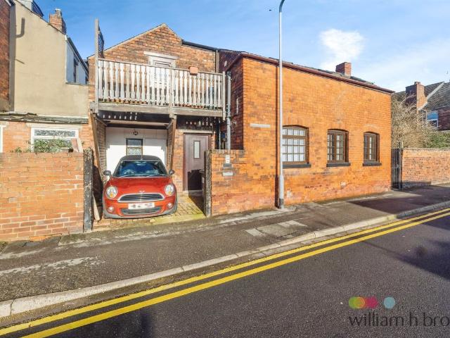 Winn Street, Lincoln LN2, 2 bed semi detached house to rent, £1,050 pcm | PrimeLocation