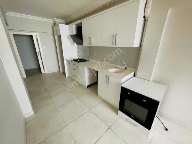 Winnest'ten Mükemmel Konumda Kiralık 3+1 Temiz Daire