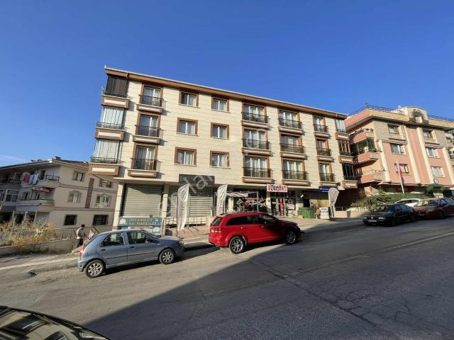 Winnest'ten Orhaneli Sokakta 2+1 Asansörlü Kiralık Daire