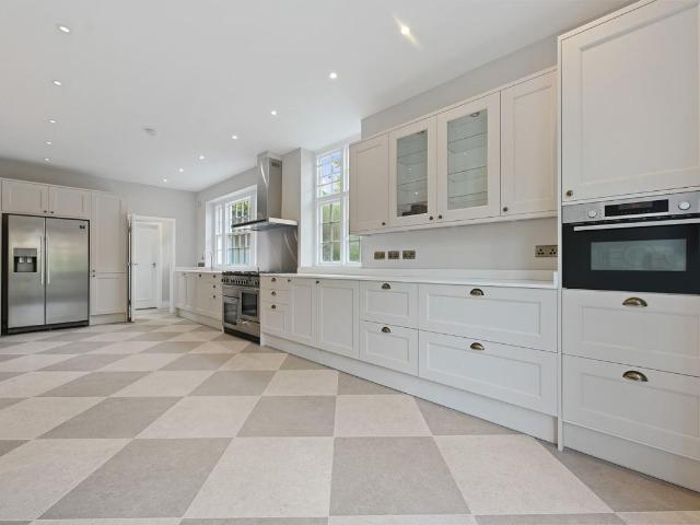 Winnington Road, London N2, 7 bed detached house to rent, £15,167 pcm | PrimeLocation
