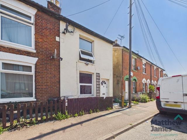 Winnock Road, Colchester CO1, 2 bed end terrace house to rent, £1,175 pcm | PrimeLocation