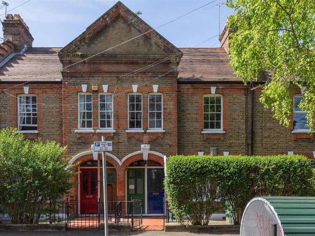 Winns Terrace, Walthamstow E17, 2 bed flat to rent, £2,300 pcm | PrimeLocation