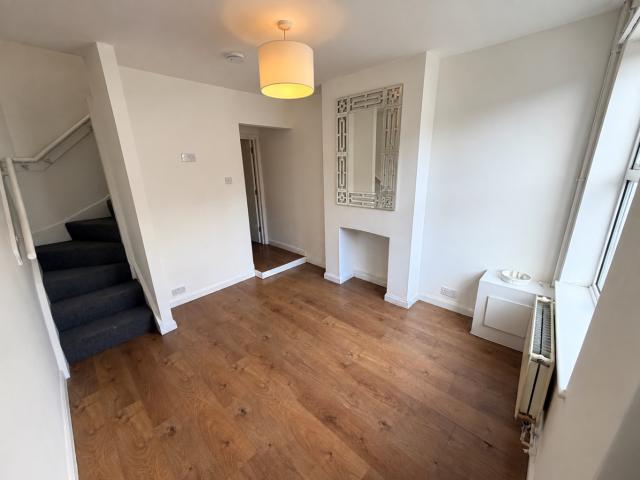 Winsdon Road, Luton, Bedfordshire, LU1 5JT