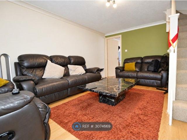 Winsor Terrace, London E6, 2 bed terraced house to rent, £1,800 pcm | PrimeLocation