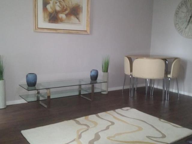 Winslow House, Meadow Street. 2 bed flat to rent £1,050 pcm £242 pw