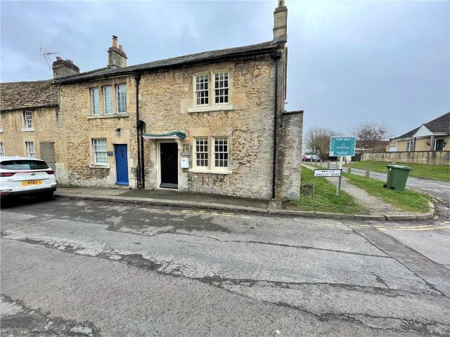 Winsley Road, Bradford on Avon. 2 bed end of terrace house to rent £1,550 pcm £358 pw
