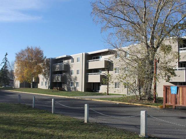 Winston Villa 1 Bedroom Apartment for Rent at 1304 1304, 1306, 1308 23rd Avenue North, Lethbridge, AB T1H 4T6 Winston Churchill