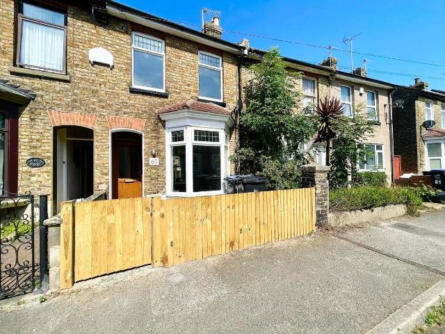 Winstanley Crescent, Ramsgate, Kent CT11, 2 bed terraced house to rent, £1,275 pcm | PrimeLocation