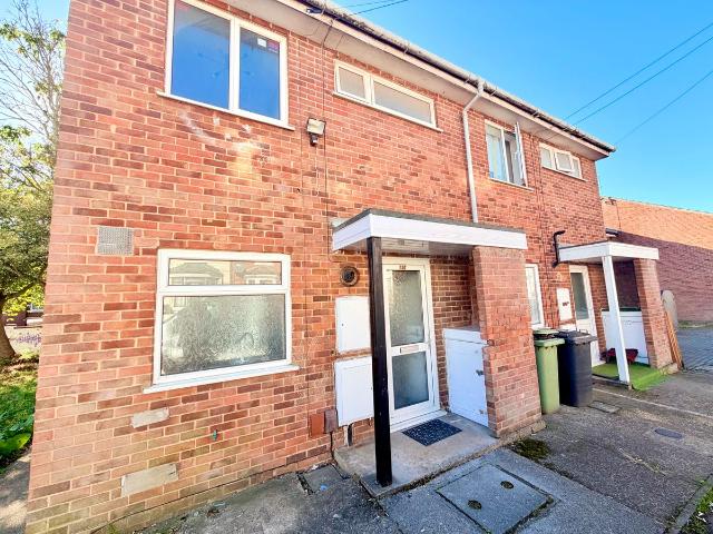 Winstanley Road, Wellingborough NN8, 3 bed property to rent, £1,200 pcm | PrimeLocation