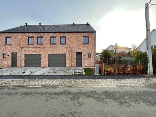 WICHELEN Prachtige BEN woning op rustige locatie