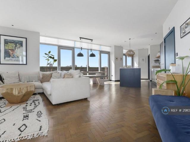 Wick Lane, London, E3 2 bed penthouse to rent £4,000 pcm £923 pw