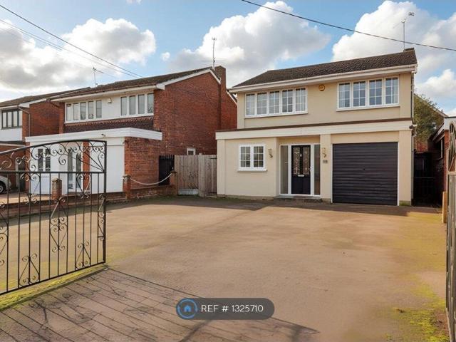 Wickford, Wickford SS12, 4 bed detached house to rent, £2,700 pcm | PrimeLocation