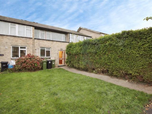 Wickhay, Basildon, SS15 3 bed terraced house to rent £1,550 pcm £358 pw