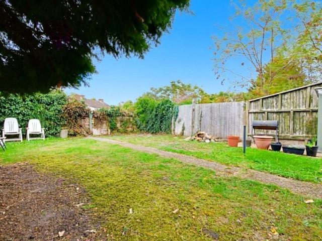 Wickham Close, Enfield, Middlesex EN3, 2 bed maisonette to rent, £1,750 pcm | PrimeLocation
