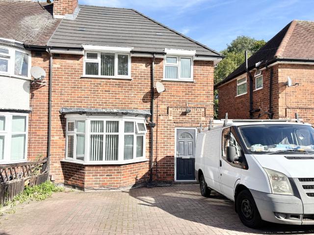 Wicklow Drive, Leicester LE5, 3 bed semi detached house to rent, £1,350 pcm | PrimeLocation