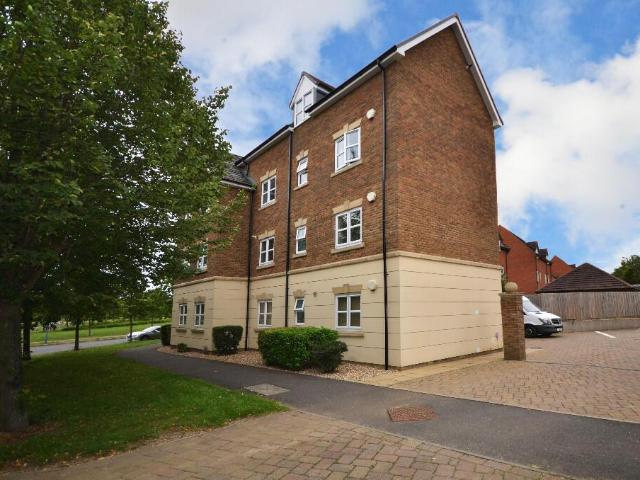 Wickstead Avenue, Grange Farm MK8 2 bed apartment to rent £1,425 pcm £329 pw