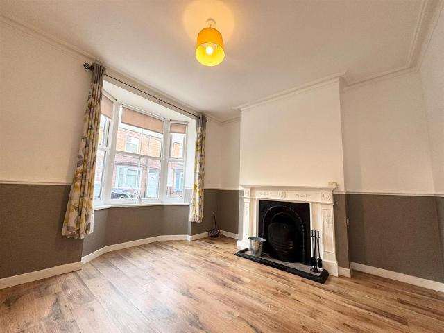 Widdowfield Street, Darlington 2 bed end of terrace house to rent £675 pcm £156 pw