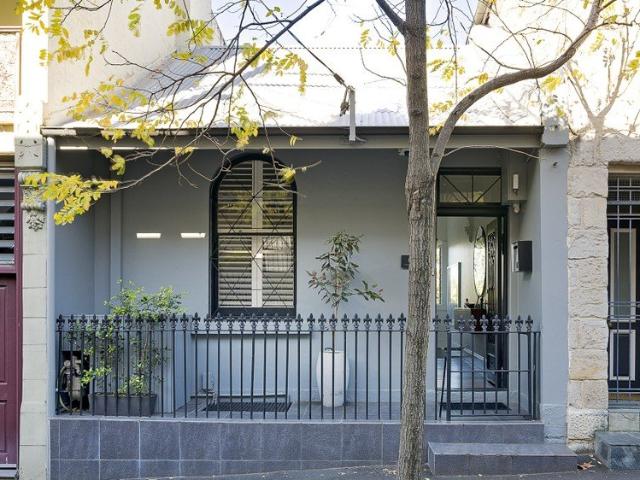Wide renovated terrace in one of Darlinghurst's most tightly held streets