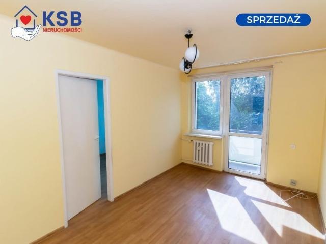 Widne 3 pokojowe mieszkanie z balkonem i piwnicą