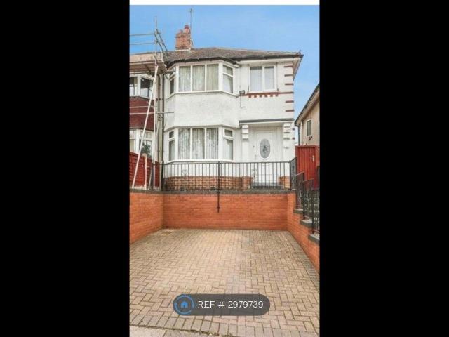 Widney Avenue, Birmingham B29, 3 bed semi detached house to rent, £1,500 pcm | PrimeLocation
