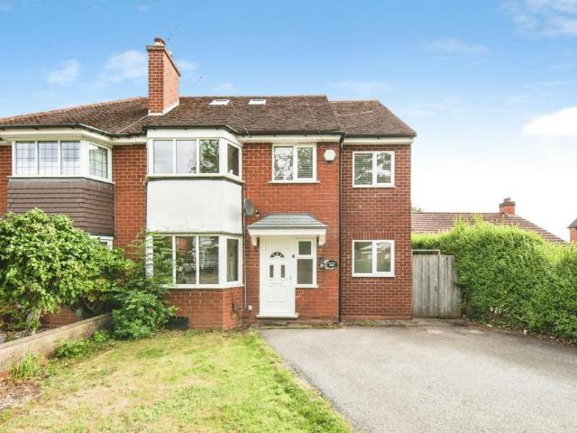 Widney Road, Bentley Heath, Solihull. 4 bed semi detached house to rent £1,995 pcm £460 pw
