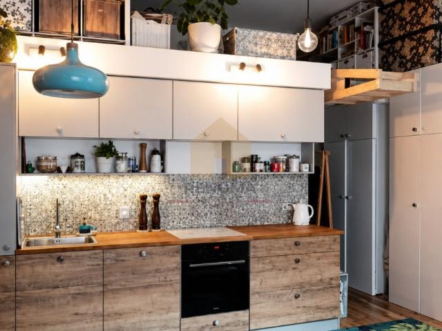 Klimatyczne 30 m2 z antresolą, wysoki standard